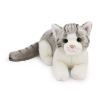 NICI Lifelike Katze grau-weiß liegend Vorderseite | Kuscheltier.Boutique