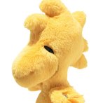 das gelbe Steiff Kuscheltier Peanuts Vogel Woodstock hat ein freundliches, gesticktes Gesicht