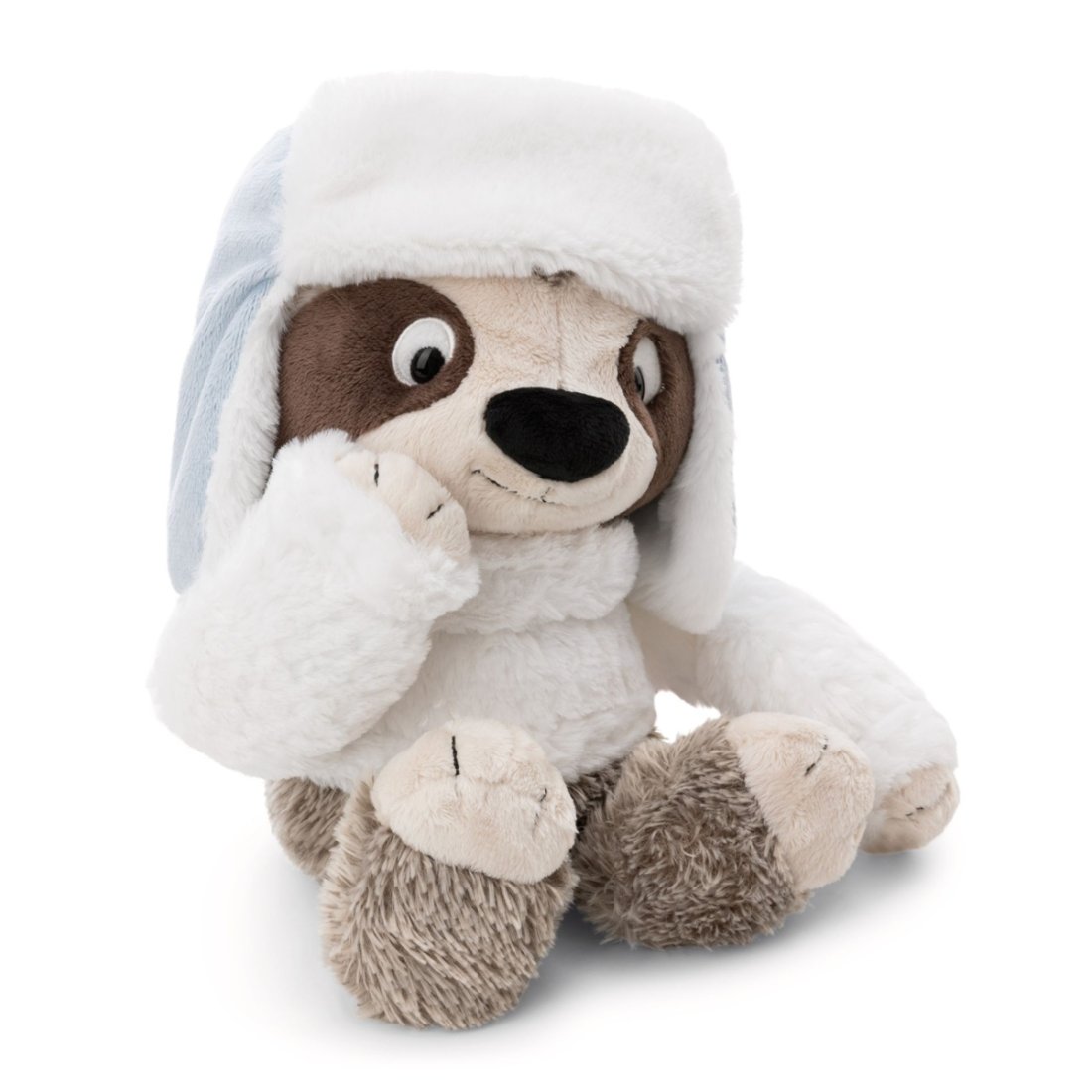 NICI Wild Winter Faultier Izzy Icetumbler aus braunem und weißem Plüsch mit einer hellblauen Wintermütze